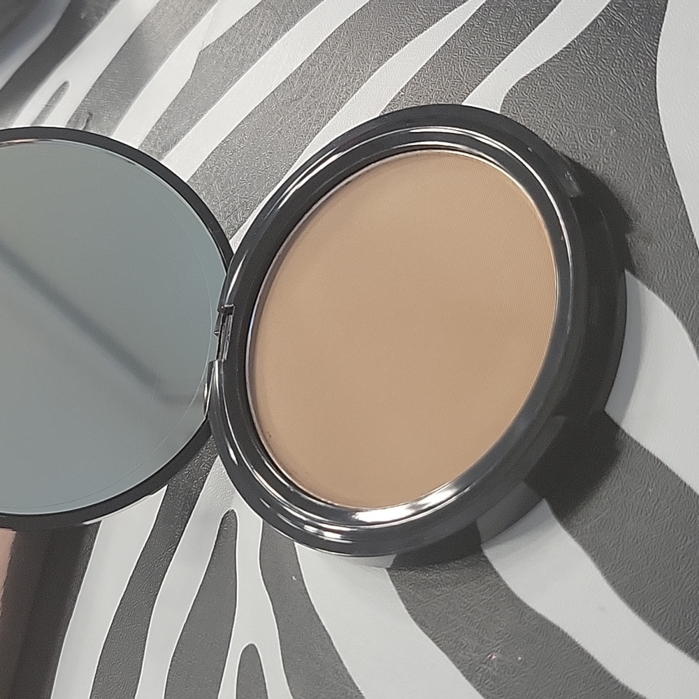 Bronzer - Picture 4 of 5